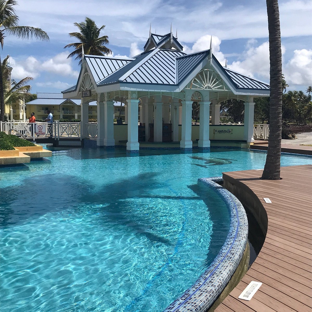 Magdalena Grand Beach &amp; Golf Resort, hotell i Tobago