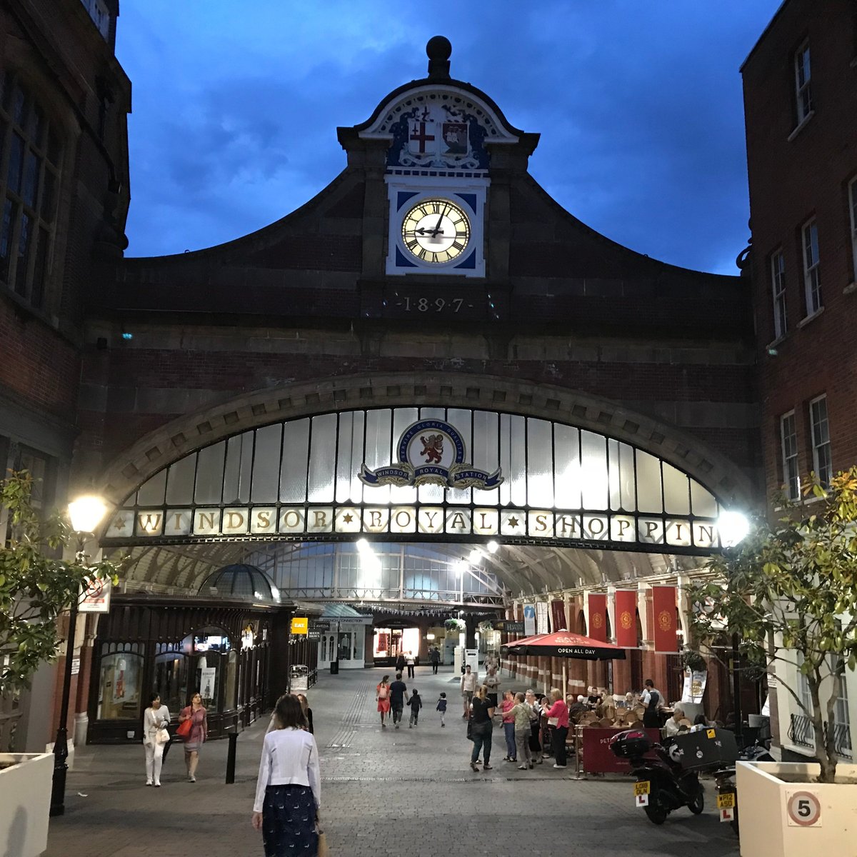 Windsor Royal Station (England) - omdömen - Tripadvisor