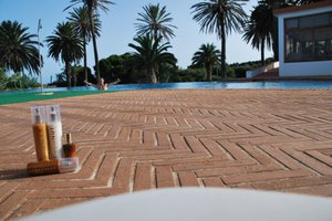 Pool og strand