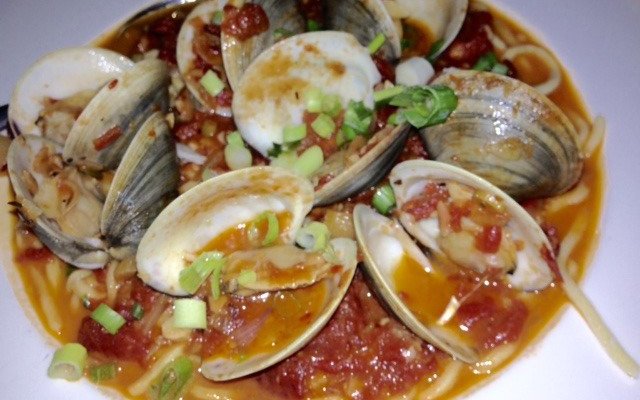 Linguini w/Red Clam Sauce