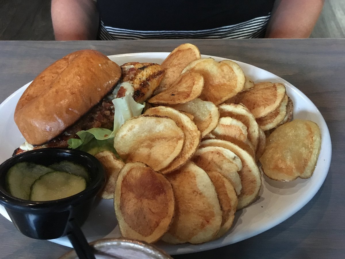 Fresh Food at a cozy bar - Review of Four Square Restaurant a, Braintree,  MA - Tripadvisor