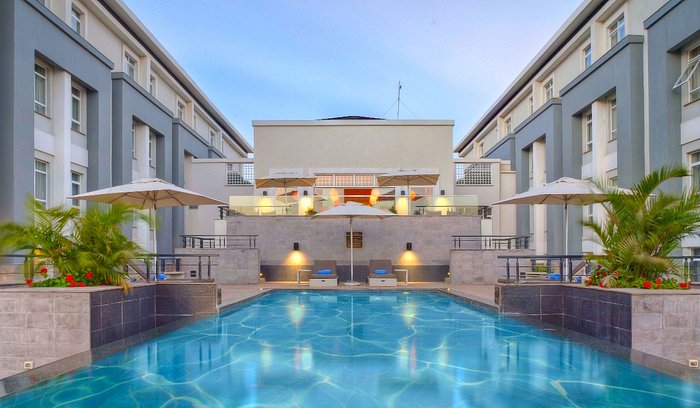 https://whownskenya.com/index.php/2022/10/27/hotels-in-nairobi-with-the-best-swimming-pools/