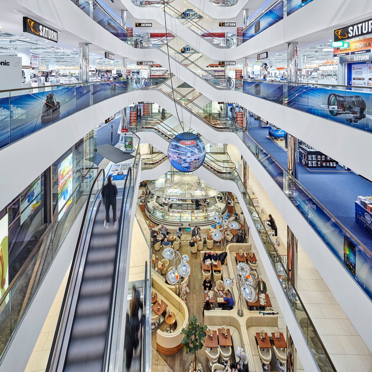 sevens - Home of Saturn Shoppingcenter, Дюссельдорф: лучшие советы перед  посещением - Tripadvisor