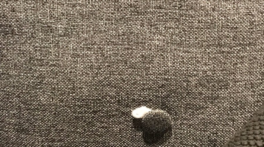 Lounge holes