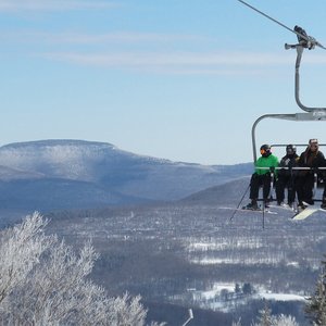 The Pro Ski and Ride Full-Service Ski and Snowboard Shop