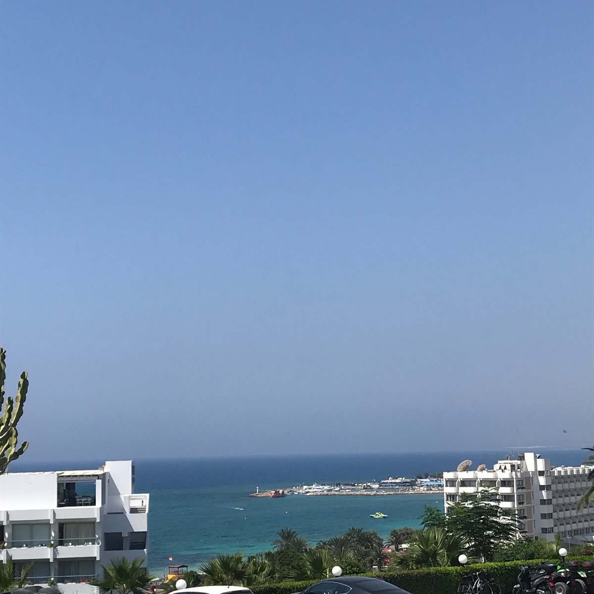 tofinis hotel reviews