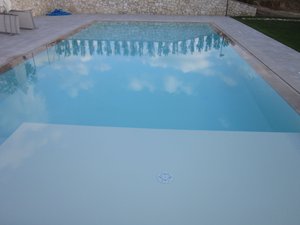 Pool und Strand