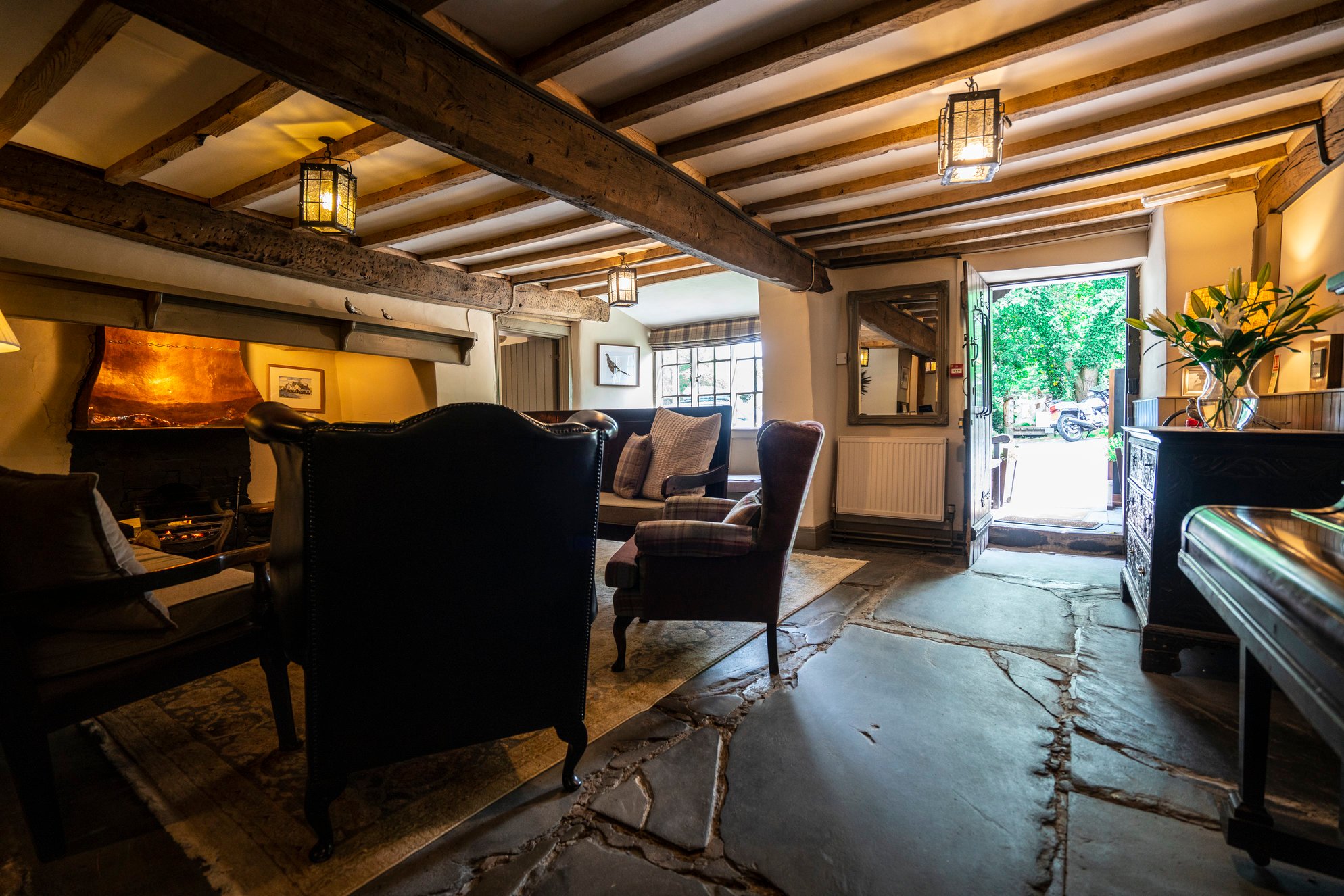 THE WEST ARMS HOTEL - Prices & Reviews (Llanarmon DC, North Wales)