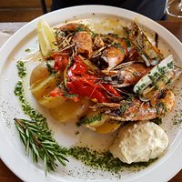 Duo de gambas et couteau