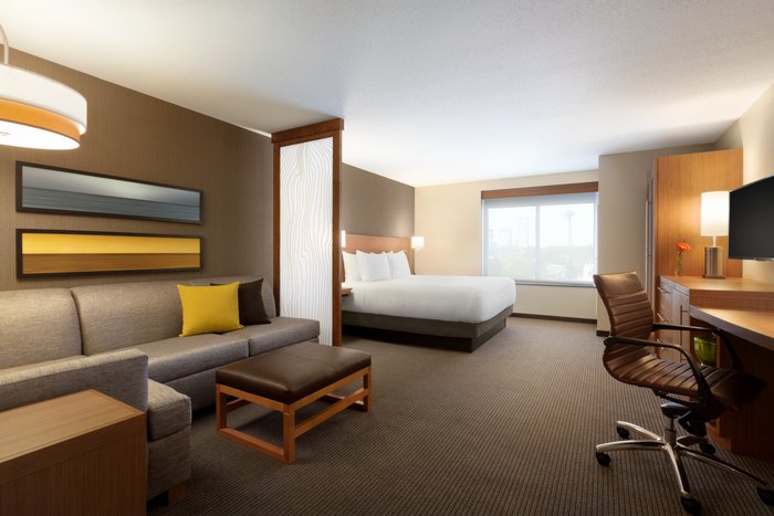 Hyatt Place Niagara Falls Rooms: Pictures & Reviews - Tripadvisor