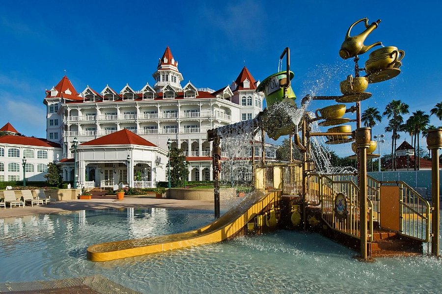 Disneys Grand Floridian Resort And Spa Pool Pictures And Reviews Tripadvisor