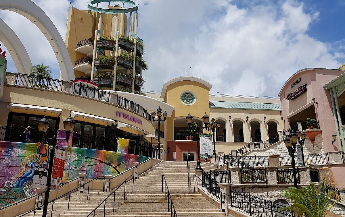 The Shops at Sunset Place - Miami: Get the Detail of The Shops at Sunset  Place on Times of India Travel