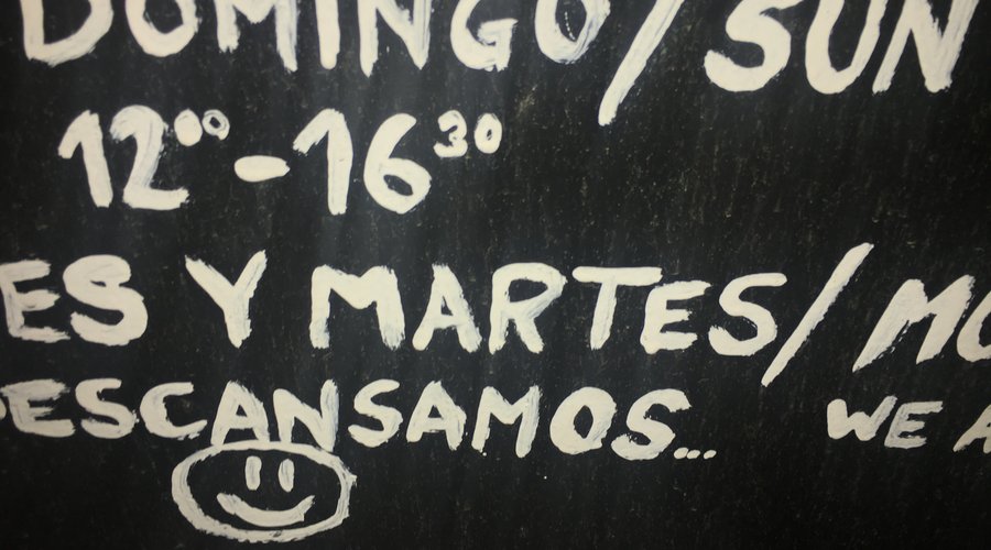 Abierto domingos
