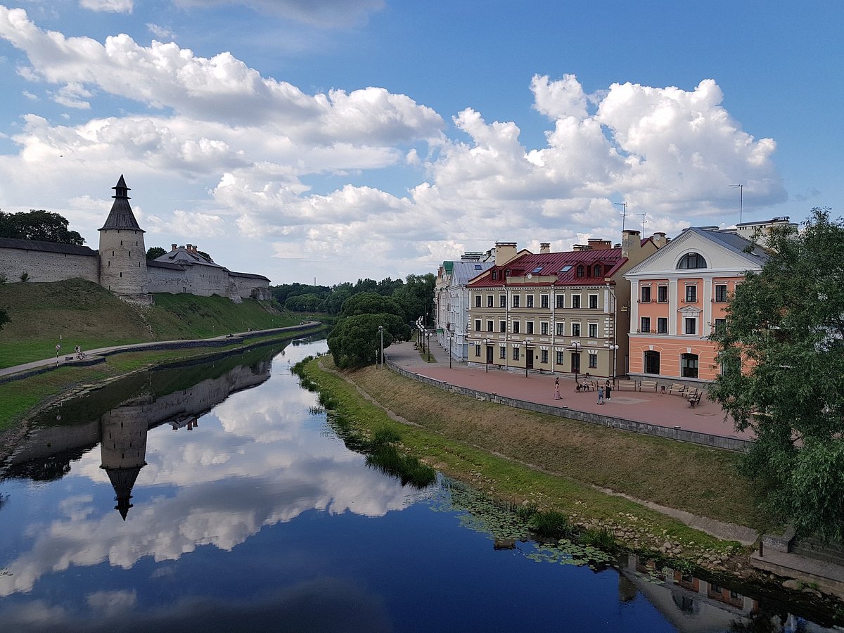 Золотая набережная псков фото