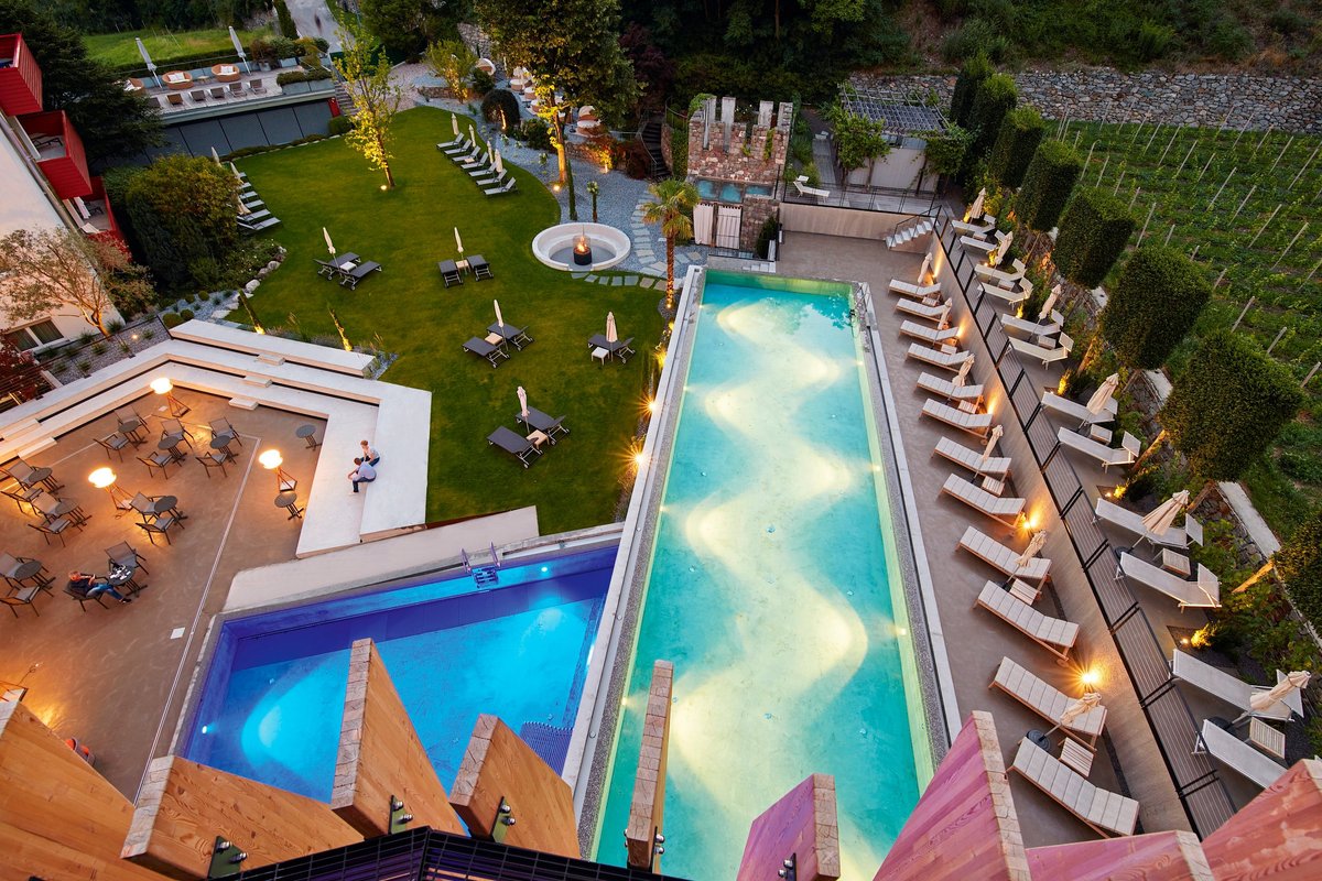 Lindenhof Pure Luxury & Spa DolceVita Resort Pool: Pictures & Reviews ...