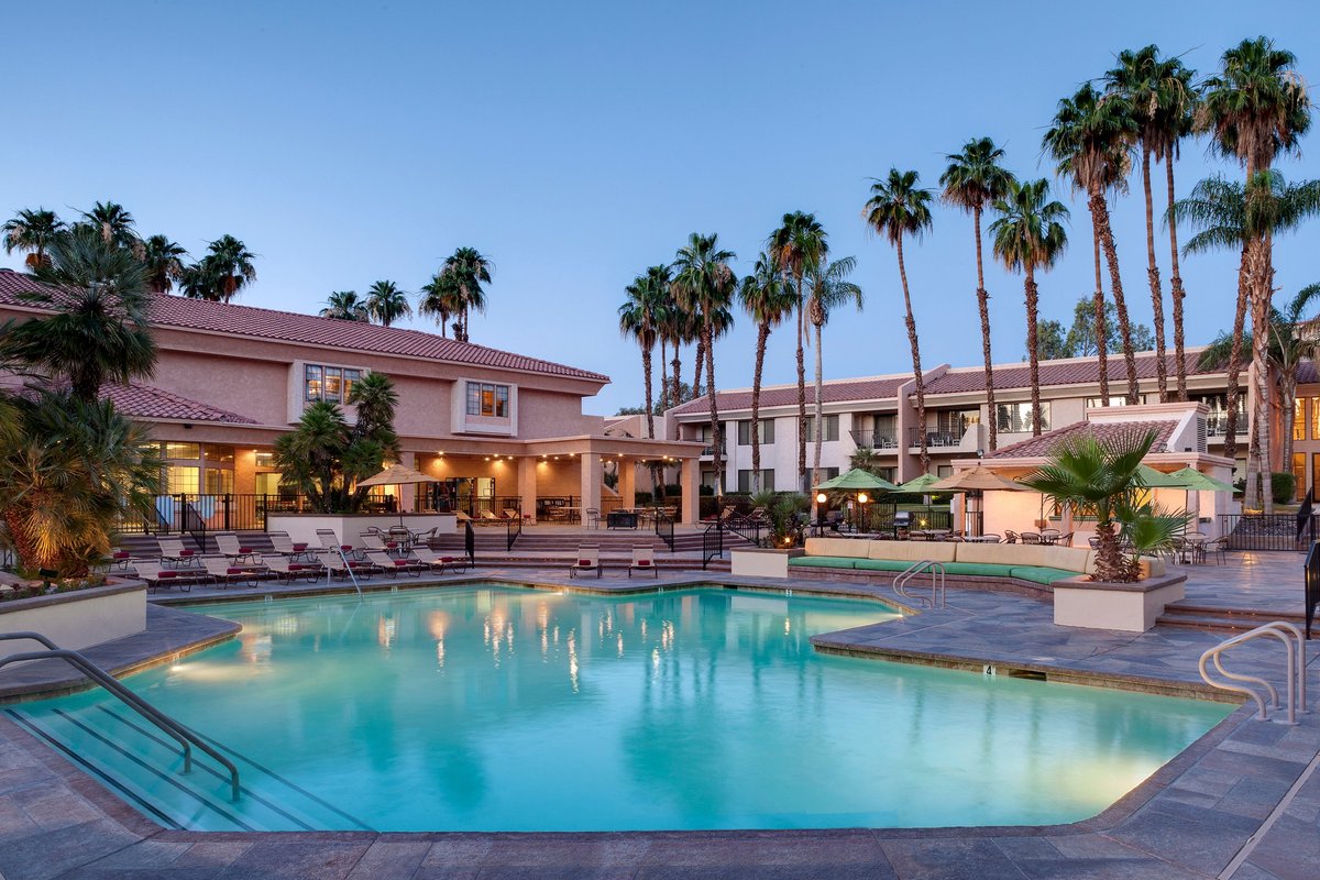 Hyatt Vacation Club At Desert Oasis Pool Pictures & Reviews Tripadvisor