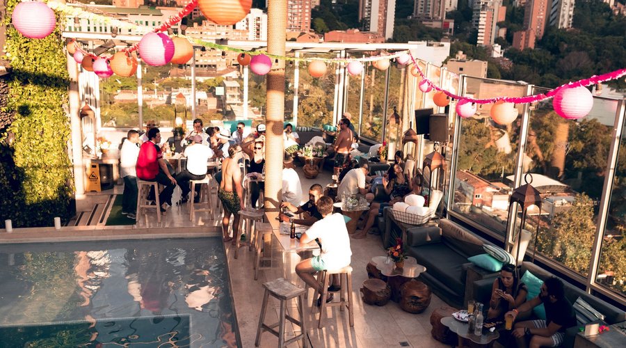 Party in the rooft