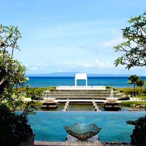 Pool and Ocean view