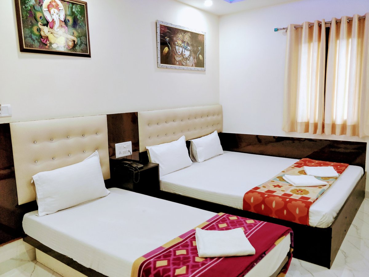 HOTEL HARE RAMA - Prices & Lodge Reviews (New Delhi, India)