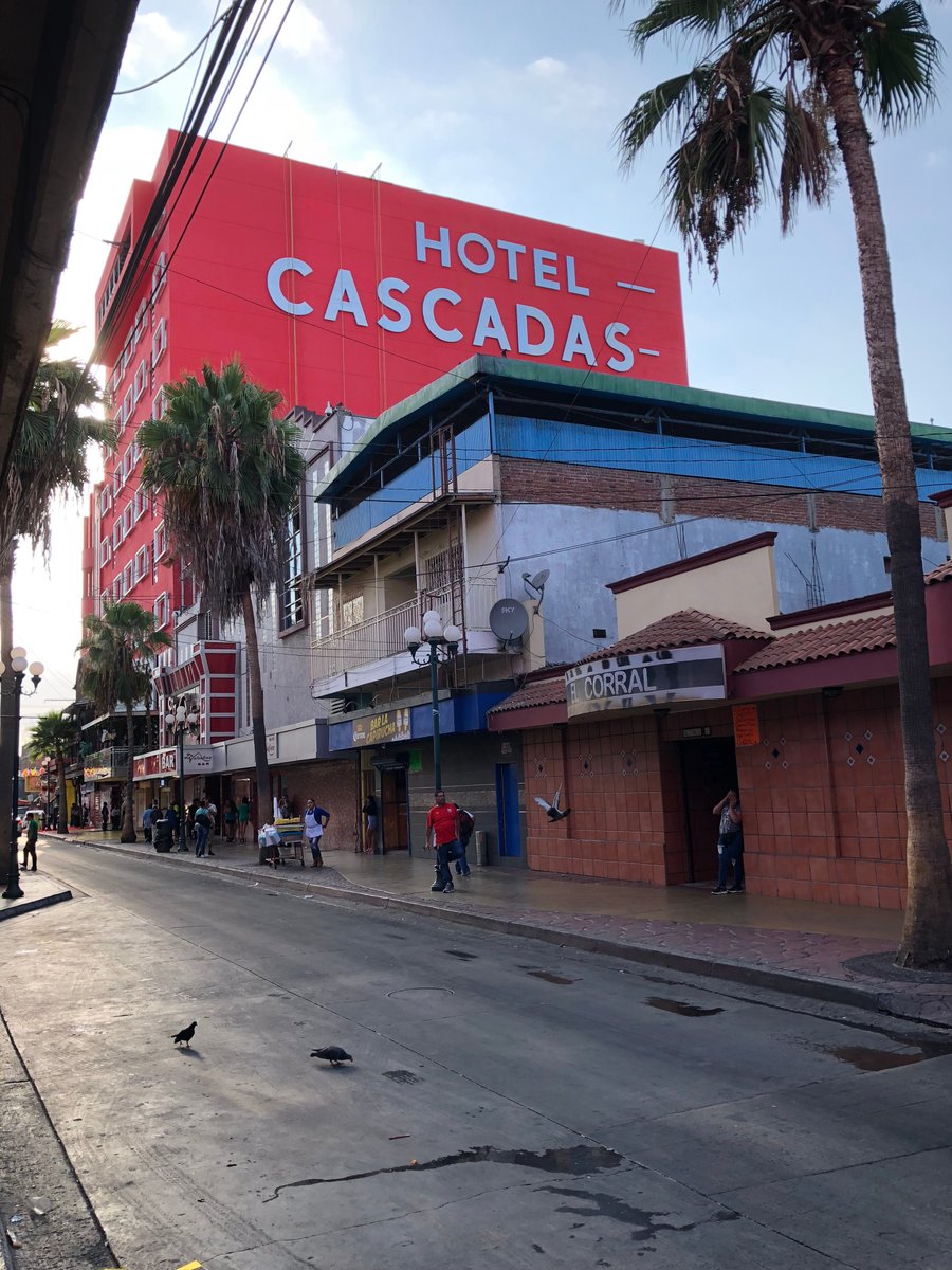 HOTEL LAS CASCADAS (Tijuana, México) - opiniones y comentarios - hotel