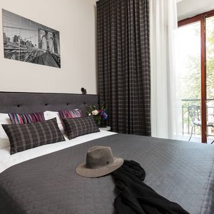 Standard balcony room