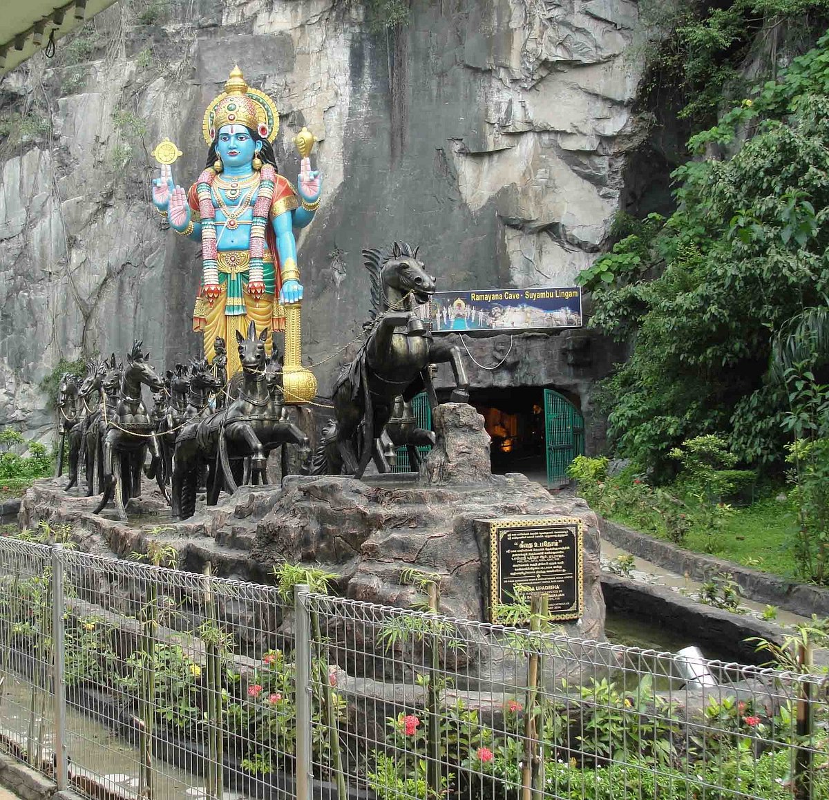 Ramayana Cave (Batu Caves) - All You Need to Know BEFORE You Go