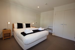 Room & Suite
