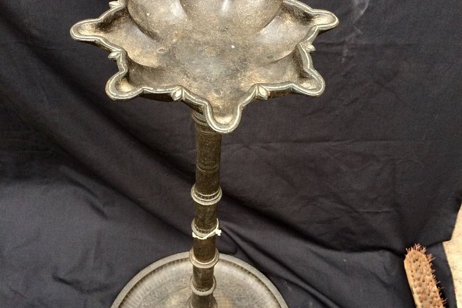 Deepanjali lamp museum image