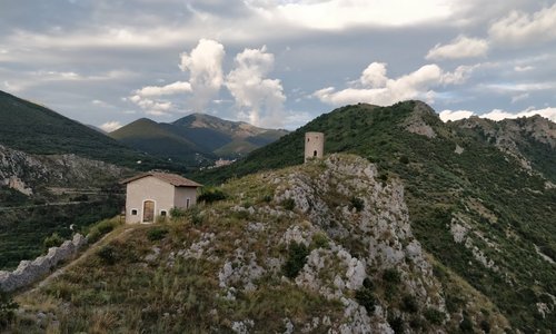 Castello dei Conti d'Aquino