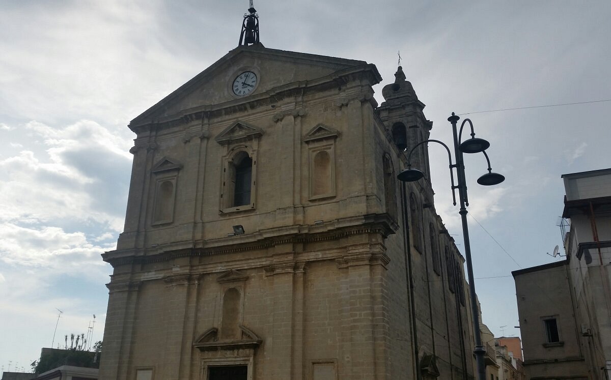 Chiesa di San Michele Arcangelo (Castellaneta, Italy): Address, Phone ...
