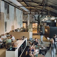 Restaurant with guests