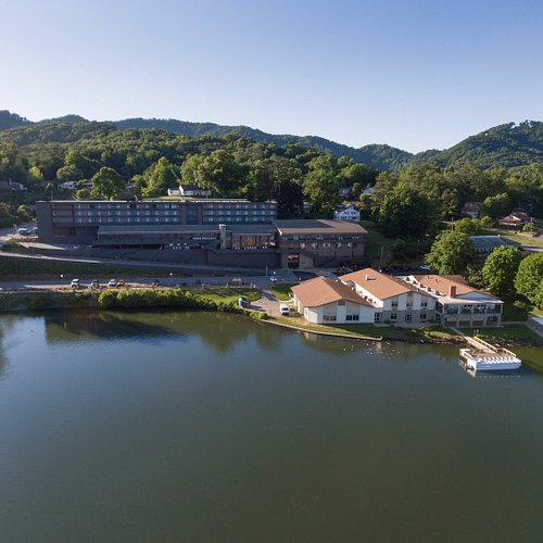 THE 10 BEST Lake Junaluska Hotel Deals (Aug 2023) - Tripadvisor