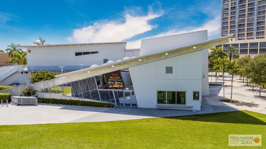 Hollywood Hot Glass in Hollywood, Florida