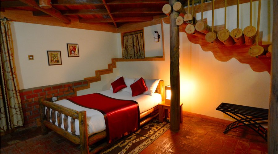 Cottage Bedroom 