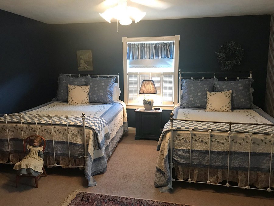 SONGBIRD RIDGE BED & BREAKFAST - B&B Reviews (Shipshewana, IN