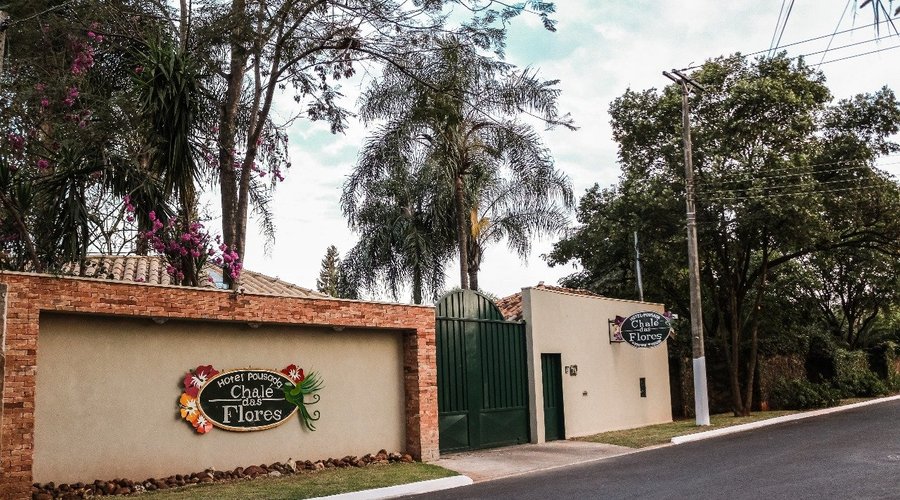 Fachada da Pousada