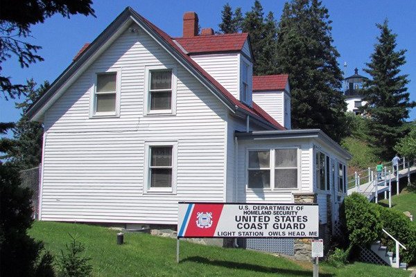 Keeper House museum and gift shop at Owls Head Lighthouse