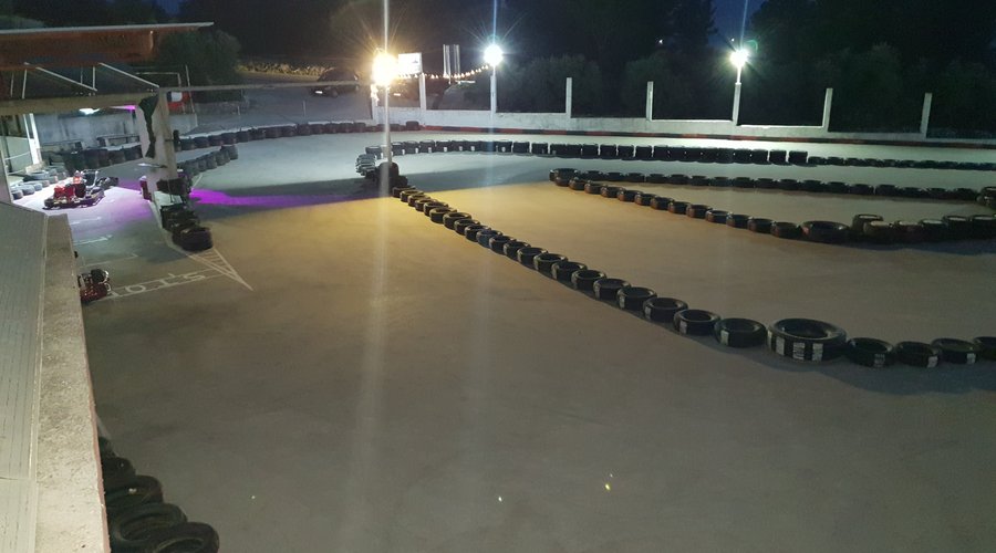 Track at night! 🚀🚦