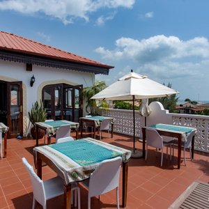 Restaurant and Bar at the Kisiwa House