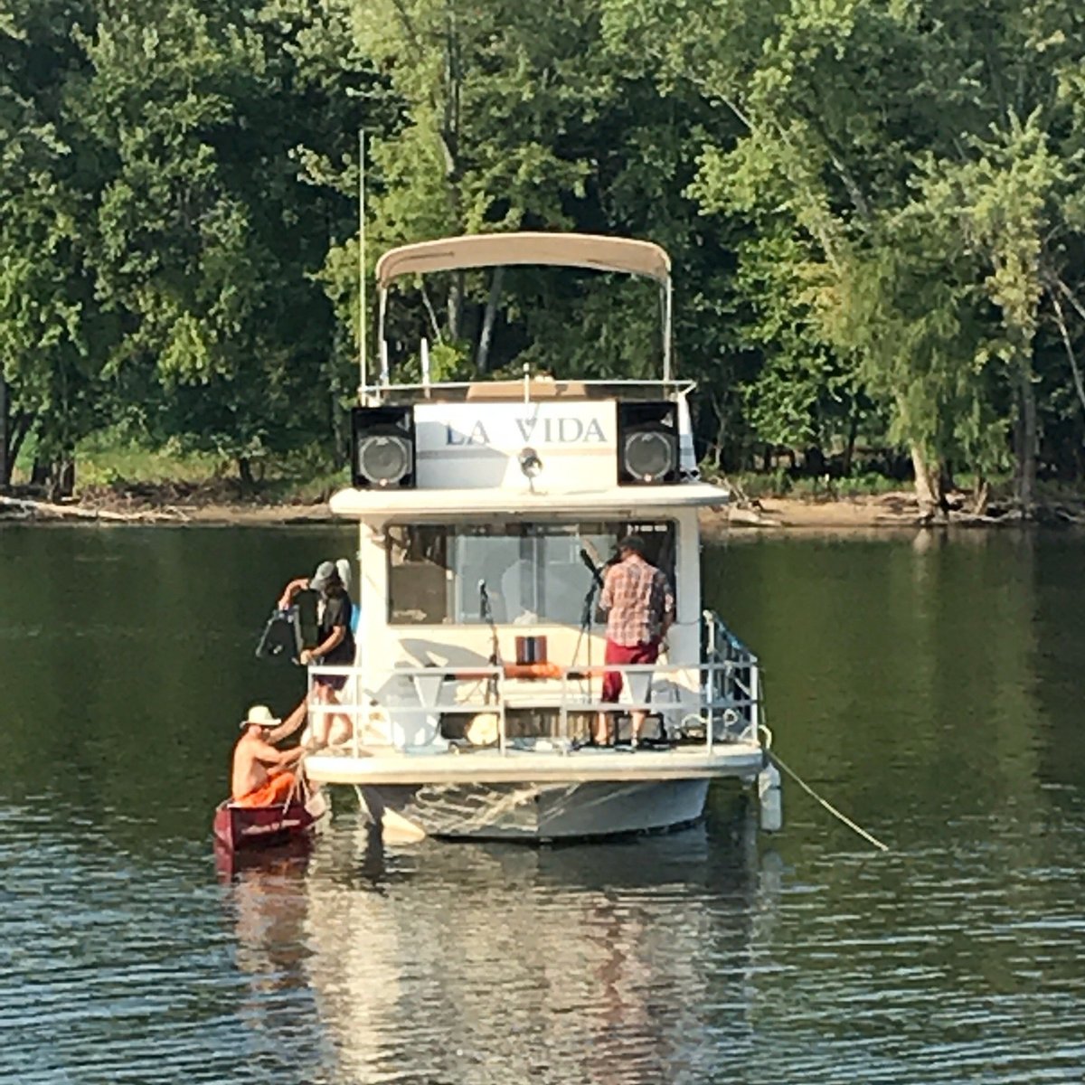 Escape to Paradise: Minnesota's Prairie Island Campground - Your Gateway to Nature's Embrace
