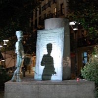 al Tamborrerro at night