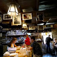 Gli interni del locale