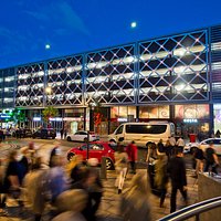 There's never been a better time to shop, eat, drink and be Merrion!