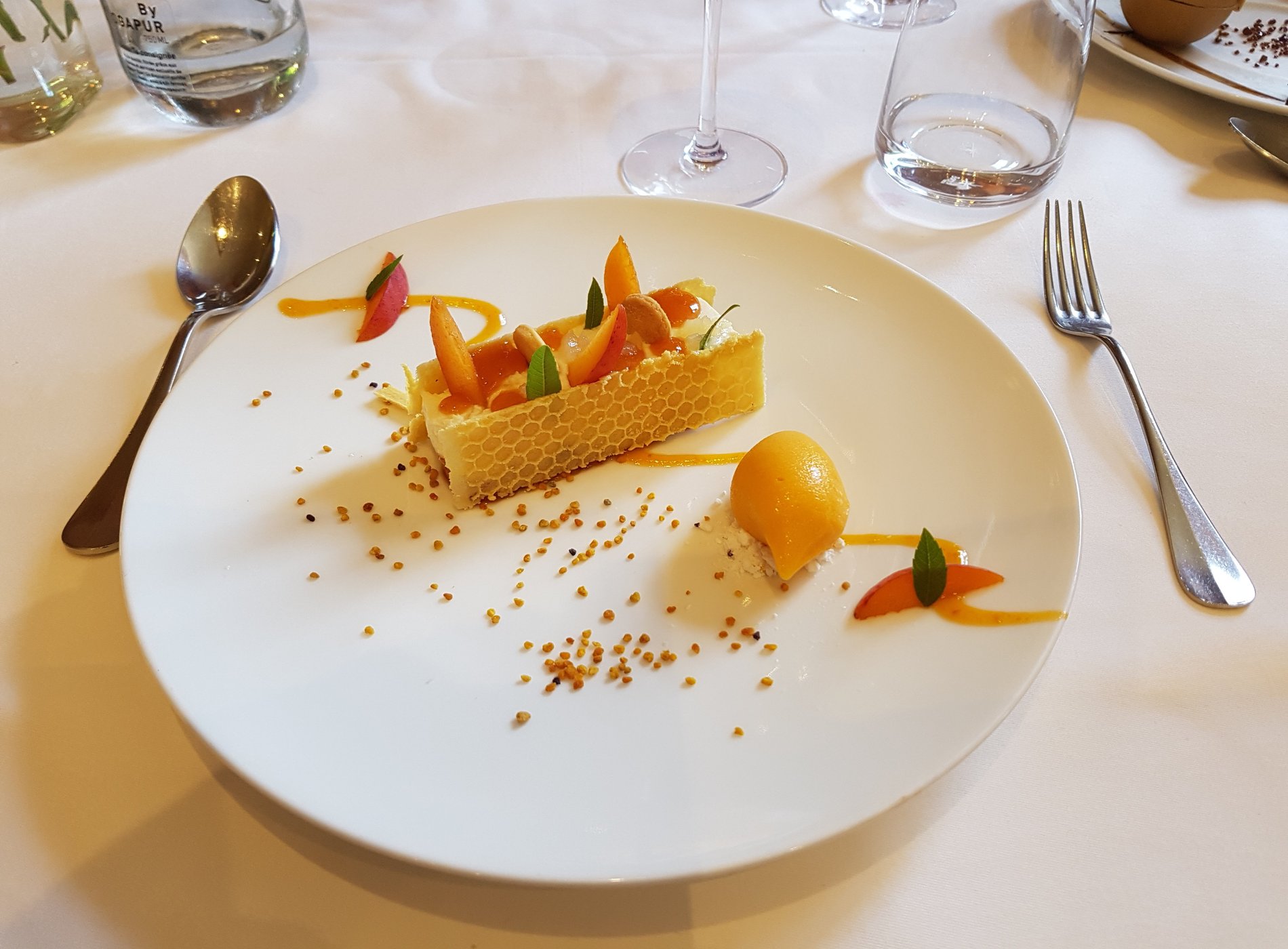 Hotel-Restaurant CHARTRON by null