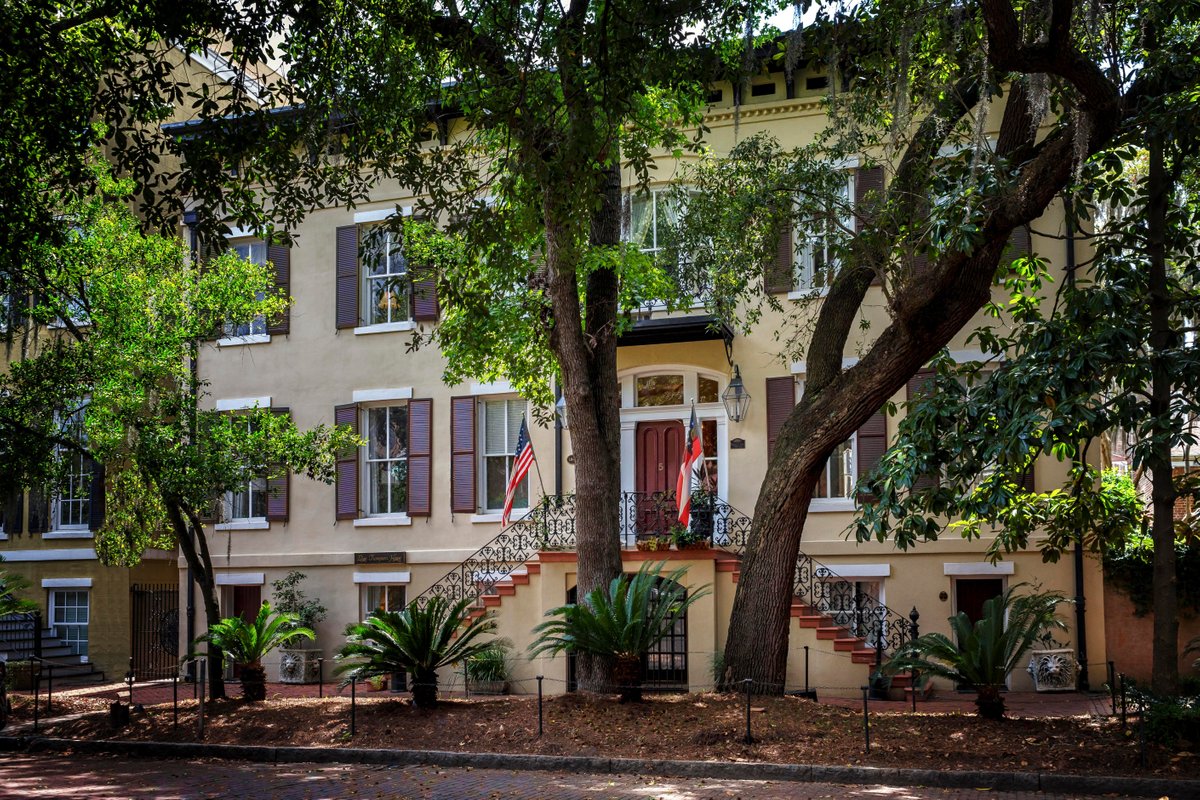 ELIZA THOMPSON HOUSE, HISTORIC INNS OF SAVANNAH $169 ($̶2̶2̶1̶ ...