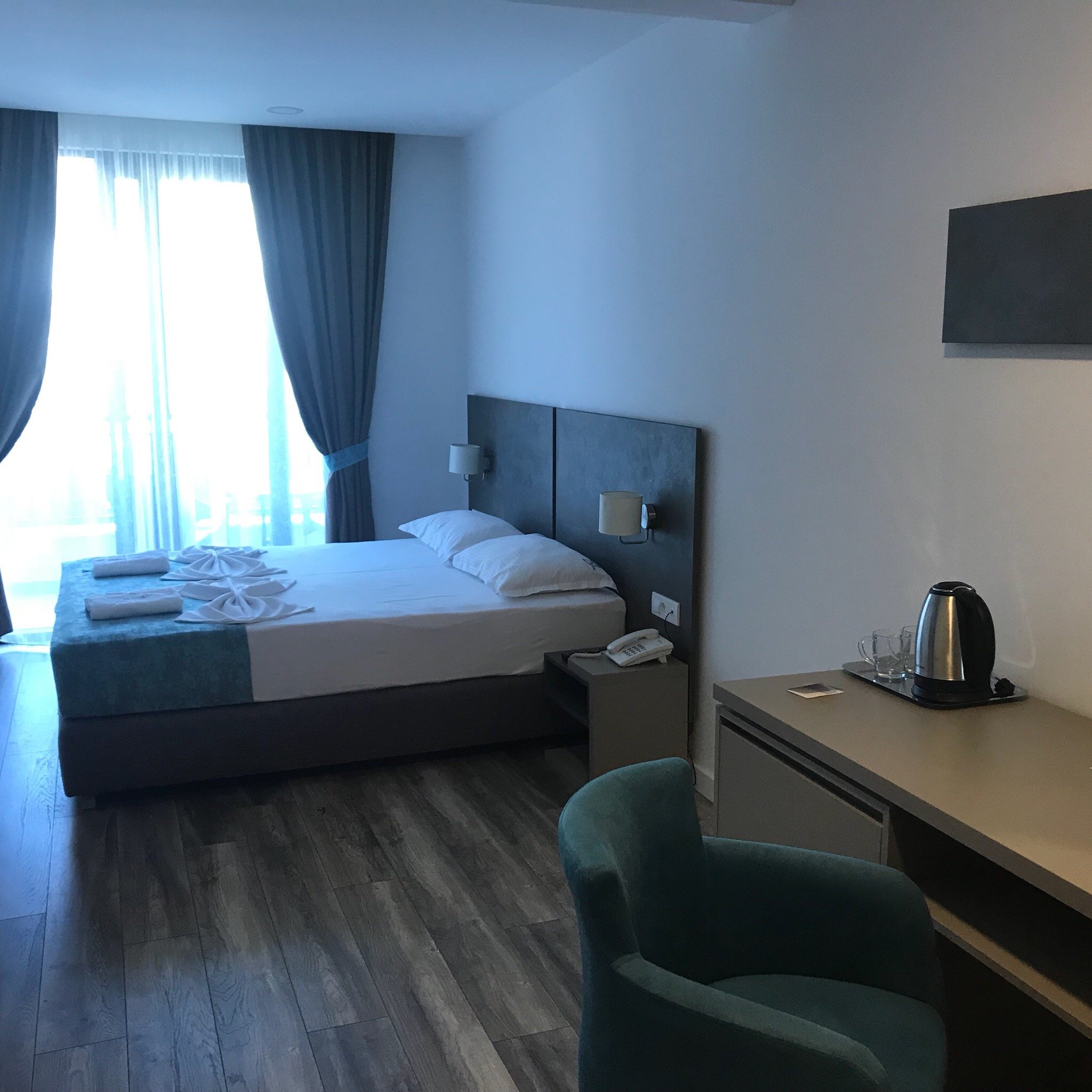 HOTEL AMFORA - Updated 2024 Prices & Reviews (Petrovac, Montenegro)