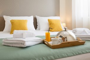 Room & Suite