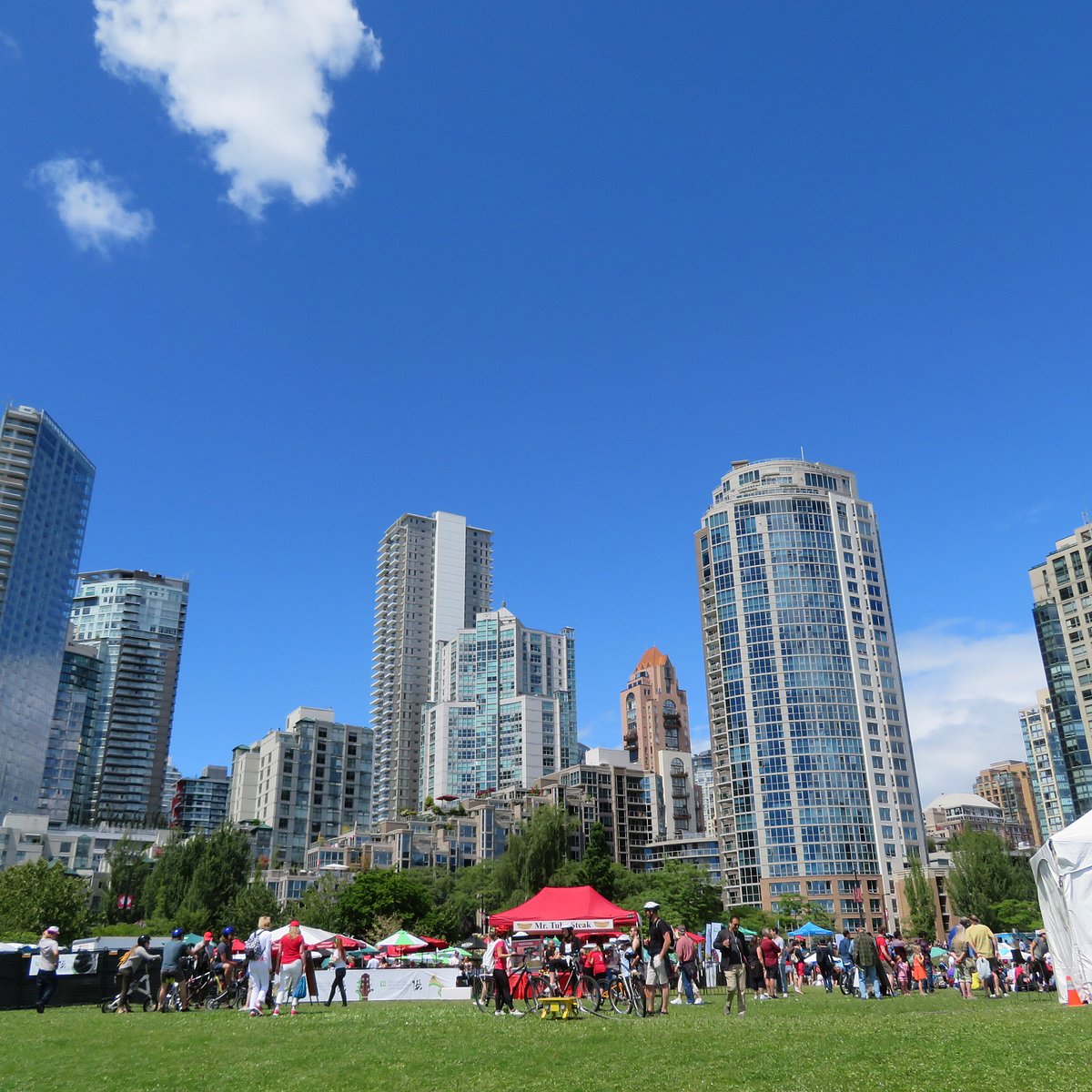 Park vancouver. Ванкувер парк. Ванкувер Харбор. Ванкувер парки. Технопарк Ванкувер.