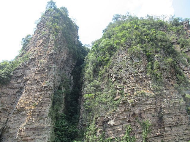 Qianceng Peak image