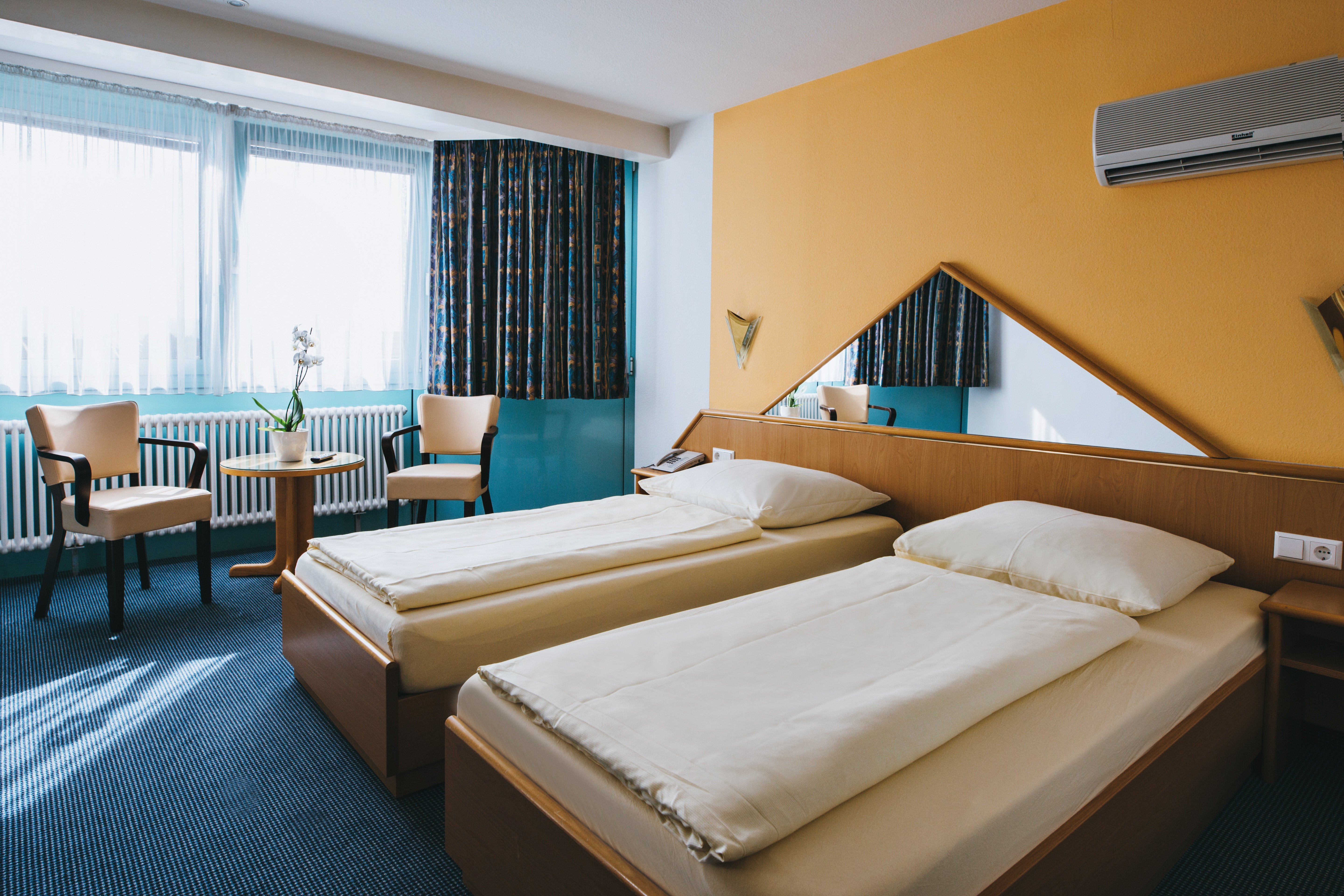 HOTEL CENTRAL - Updated 2022 Prices (Weil Am Rhein, Germany)